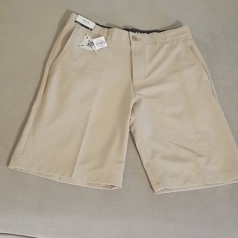 Izod golf shorts